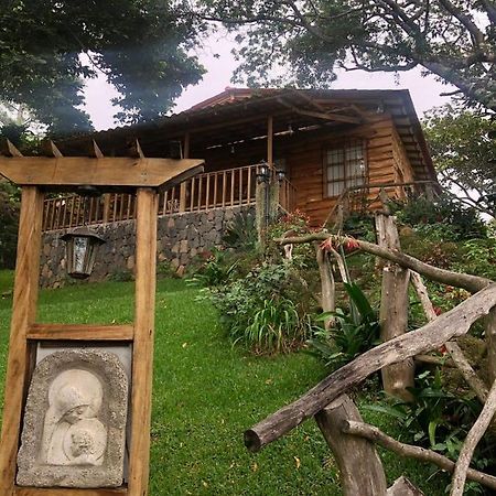Provenza En Los Naranjos Juayúa 外观 照片